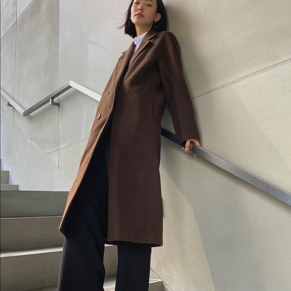 ISO Aritzia babaton slouch coat burnt cedar size2